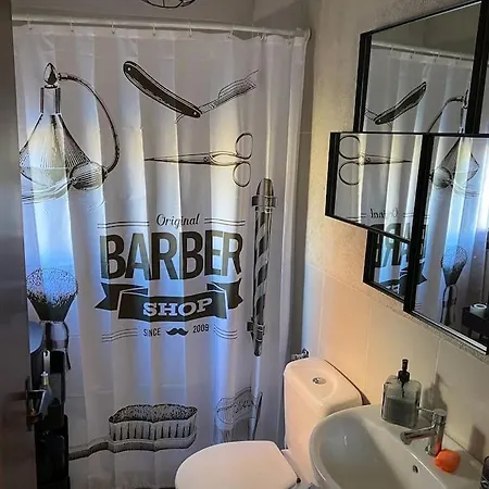 Apartamento Mandres. Casa Con Jardin Y Piscina. Proximo A Puy Du Fou.