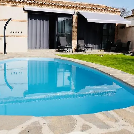 Apartamento Mandres. Casa Con Jardin Y Piscina. Proximo A Puy Du Fou. Totanés