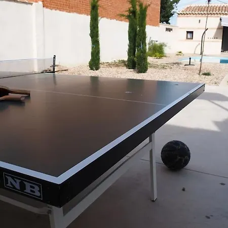 Mandres. Casa Con Jardin Y Piscina. Proximo A Puy Du Fou. *