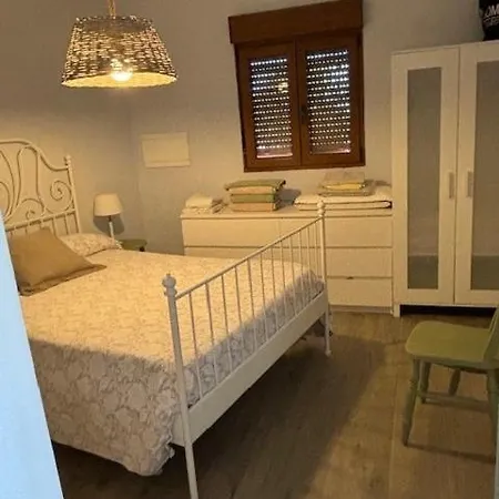 Mandres. Casa Con Jardin Y Piscina. Proximo A Puy Du Fou. Totanés